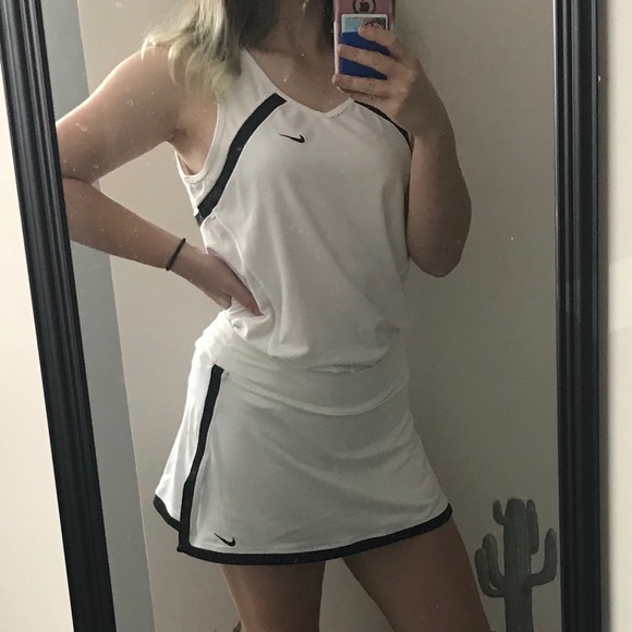 Nike Dresses & Skirts - Nike Women’s Tennis Set Skirt and Top